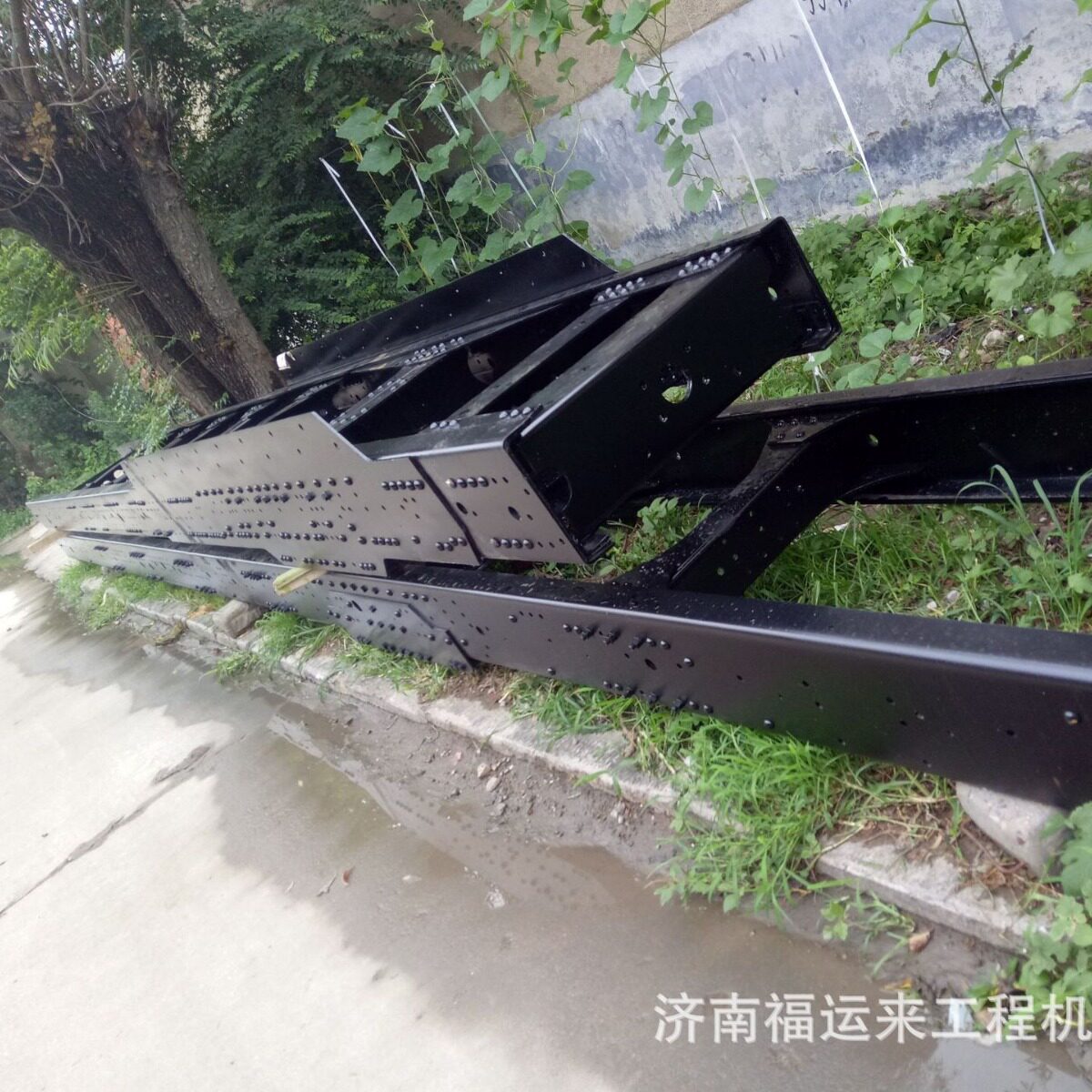 豪沃371车架大梁8+8 卡车横梁三层加厚车架大梁