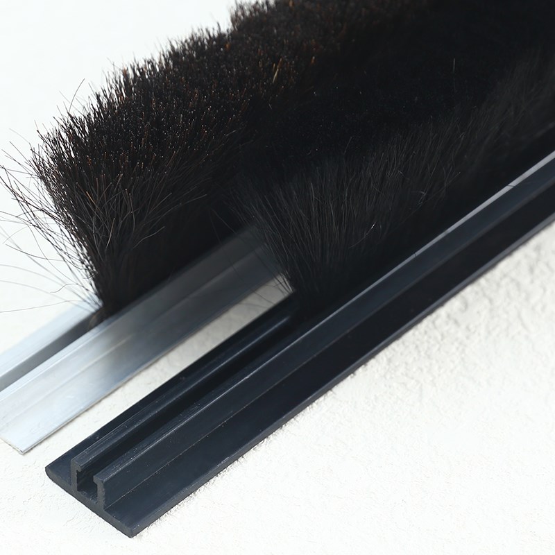 羊毛刷旋转门密封毛刷条防风防尘挡灰密封塑料条公交车门自动门