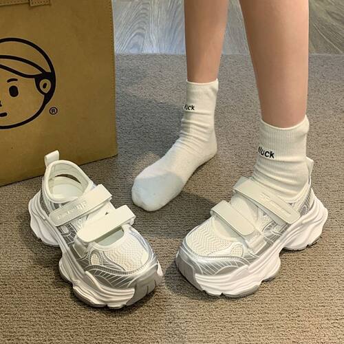 运动凉鞋女2026夏季新款洞洞鞋镂空透气魔术贴厚底增高薄款老爹鞋