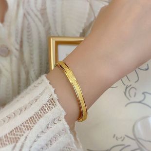 彩金不锈钢素圈手镯轻奢小众女款精致金色镯子传承开口高级感