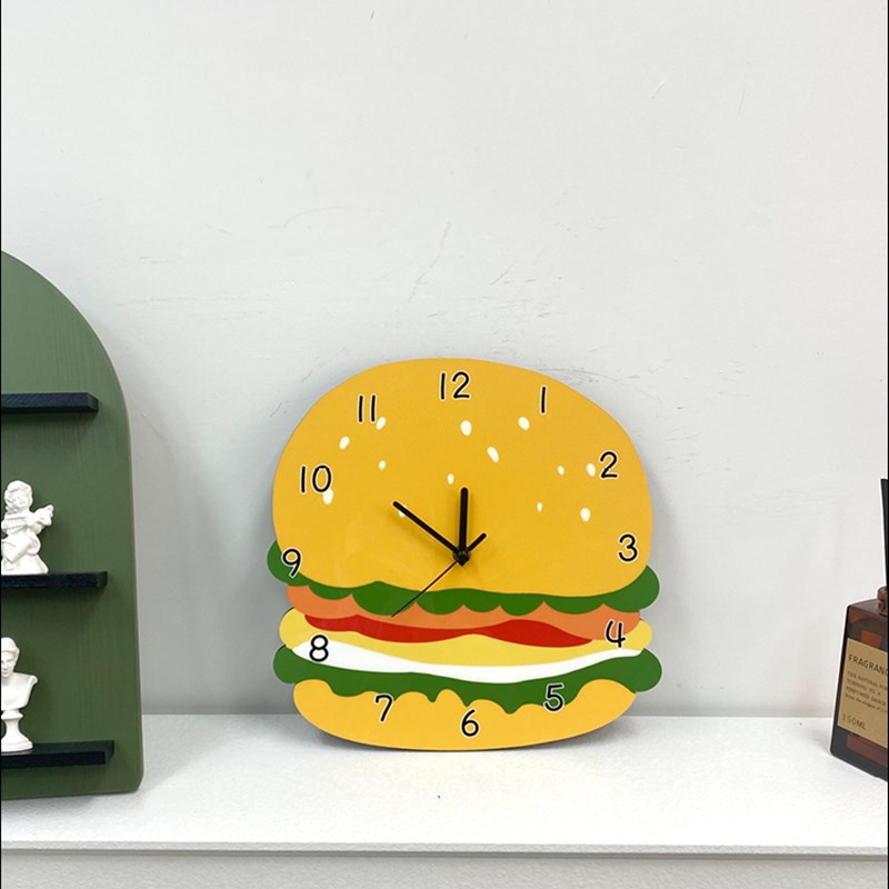 创意卡通汉堡趣味挂钟快餐店炸鸡店挂墙时钟家用走时静音装饰钟表