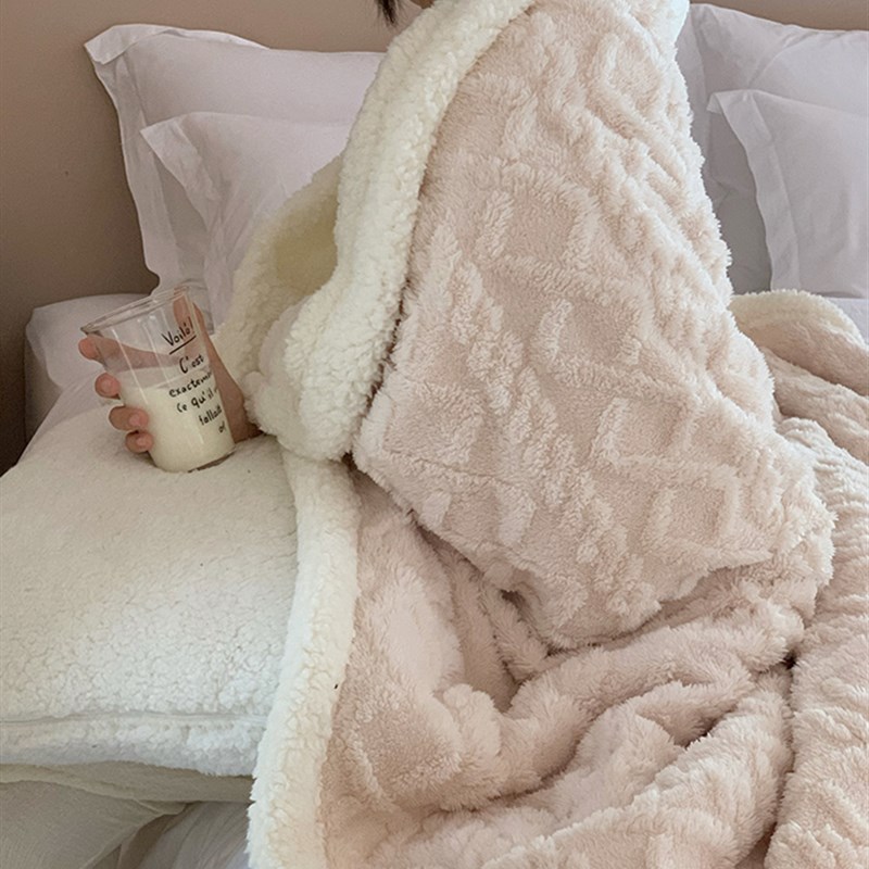 羊羔绒毛毯午睡办公室披肩小毯子冬季加厚被子珊瑚法兰绒沙发盖毯
