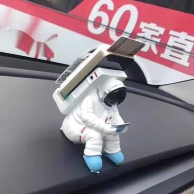 放置在中控台手机支架创意宇航员宇航员手机平板支架桌面支架装饰