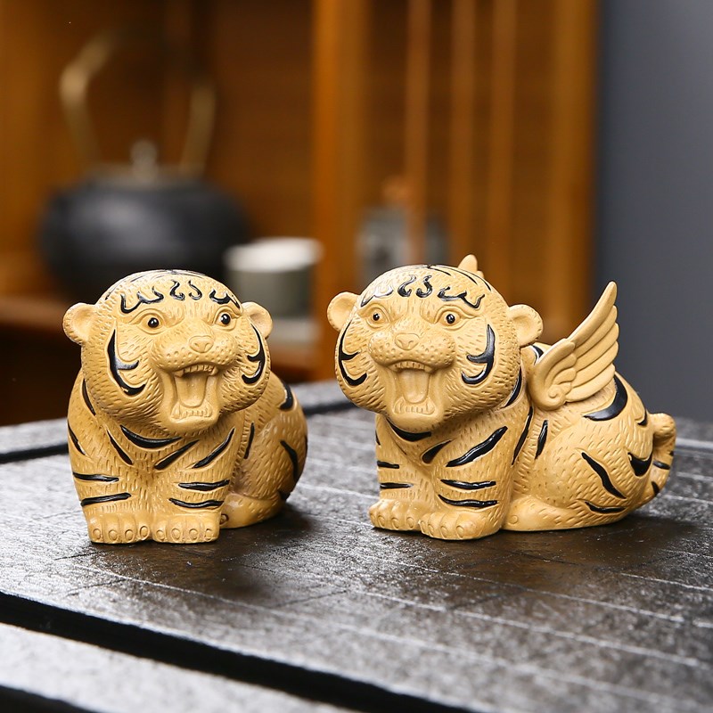 招财虎家居品室玄关茶宠茶玩茶室摆放