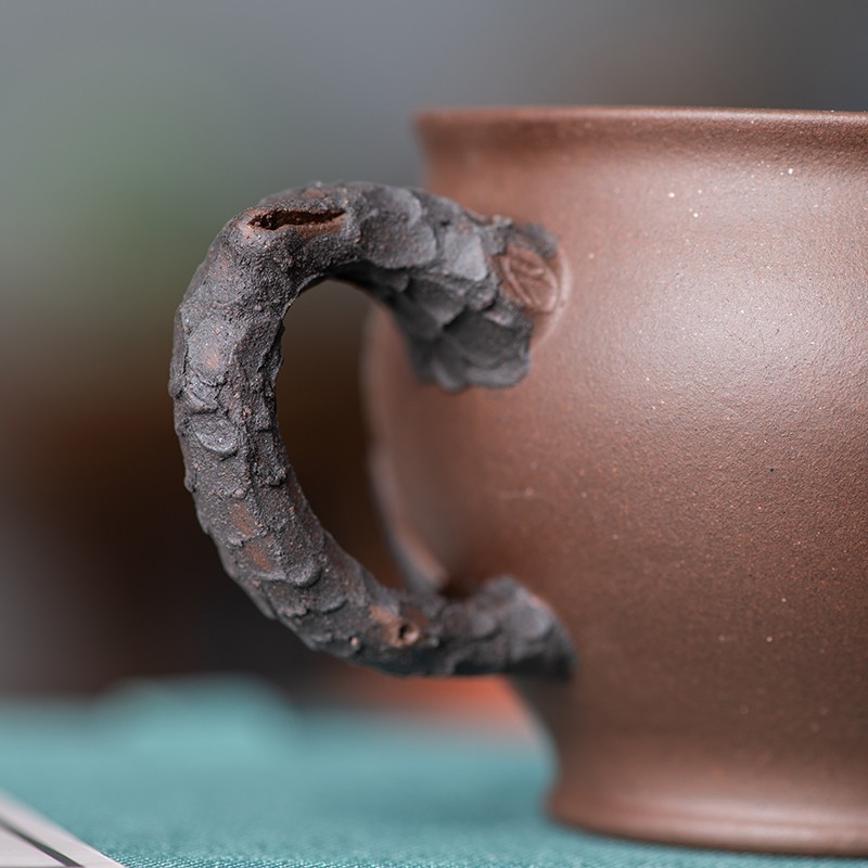 高端宜兴紫砂茶杯 一厂拼紫泥 松报春 常青杯 主人杯 手工 120CC