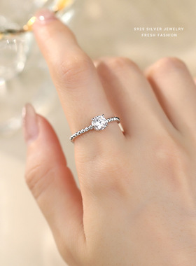 S925银经典四爪锆石戒指