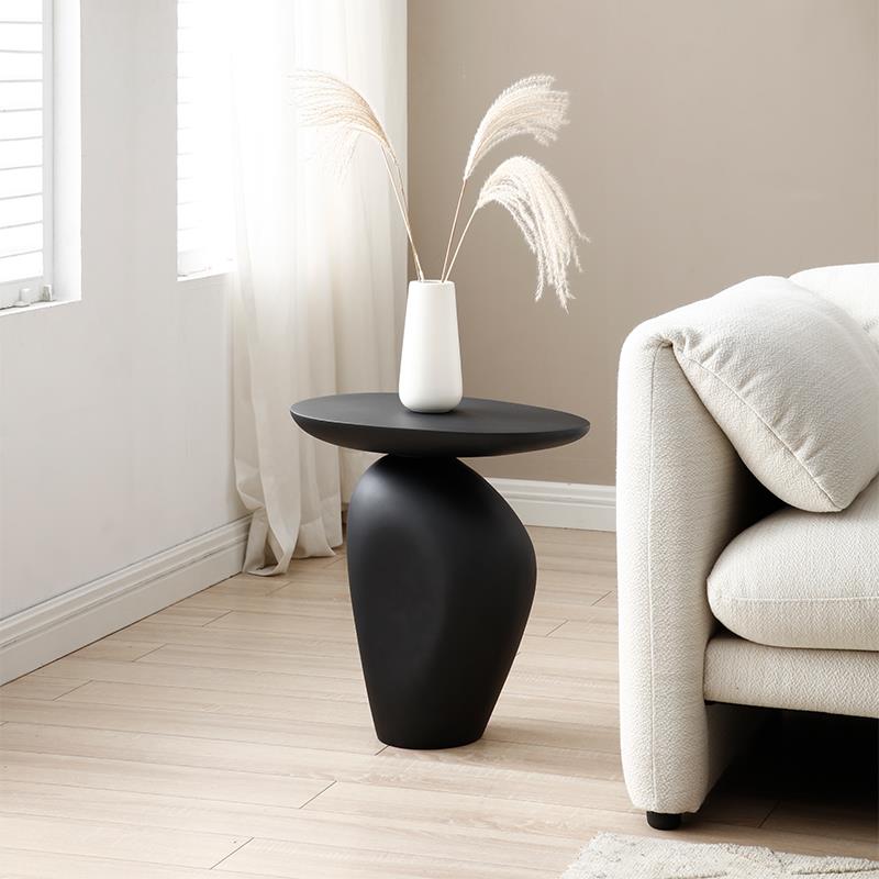 意式极简玻璃钢边几沙发角几艺术中古复古侘寂风黑色鹅卵石小茶几