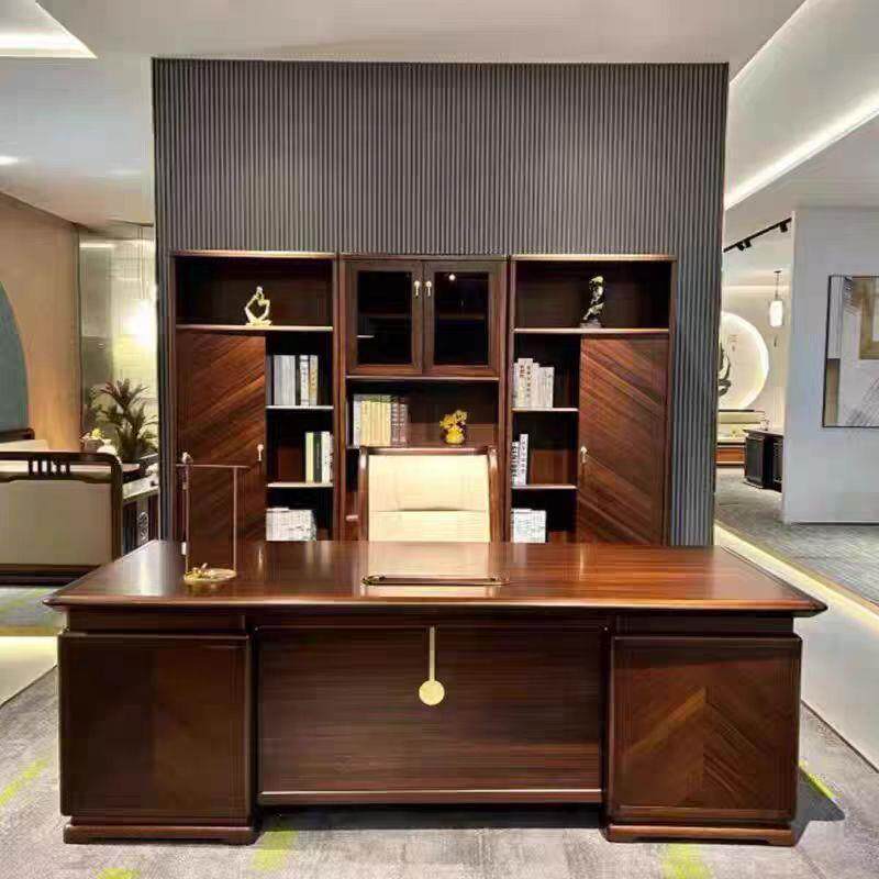 新中式实木老板办公桌轻奢高级感大班台桌现代简约黑胡桃木老板桌