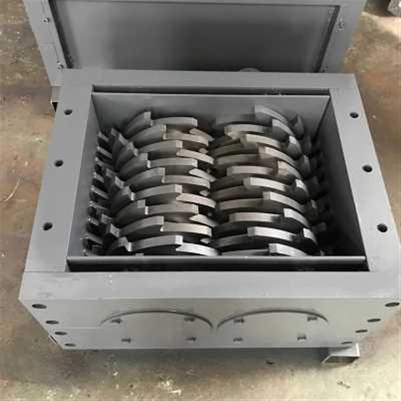 厂促厂促撕碎机塑料大型刀箱小型单双轴钢筋M破碎机箱油桶木材粉