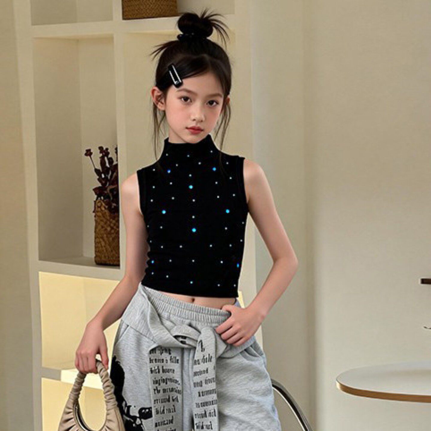 女童黑色高领紧身烫钻背心夏季外穿儿童爵士舞无袖短款网红潮上衣
