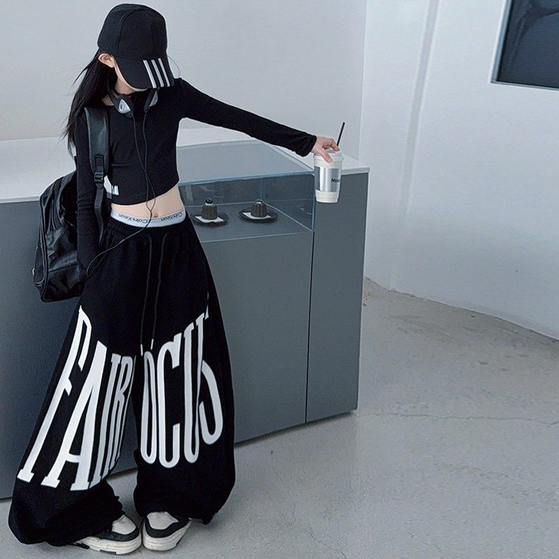 爵士舞女童街舞演出服2026字母黑色长袖爵士舞服装透气阔腿裤套装