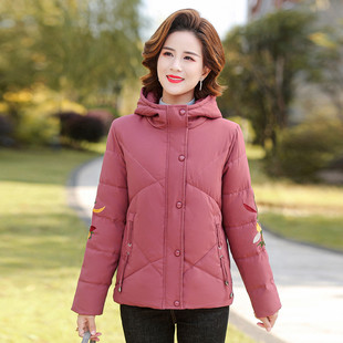 台格加绒棉服女冬季妈妈装中老年装连帽绣花短款百搭厚棉衣外套