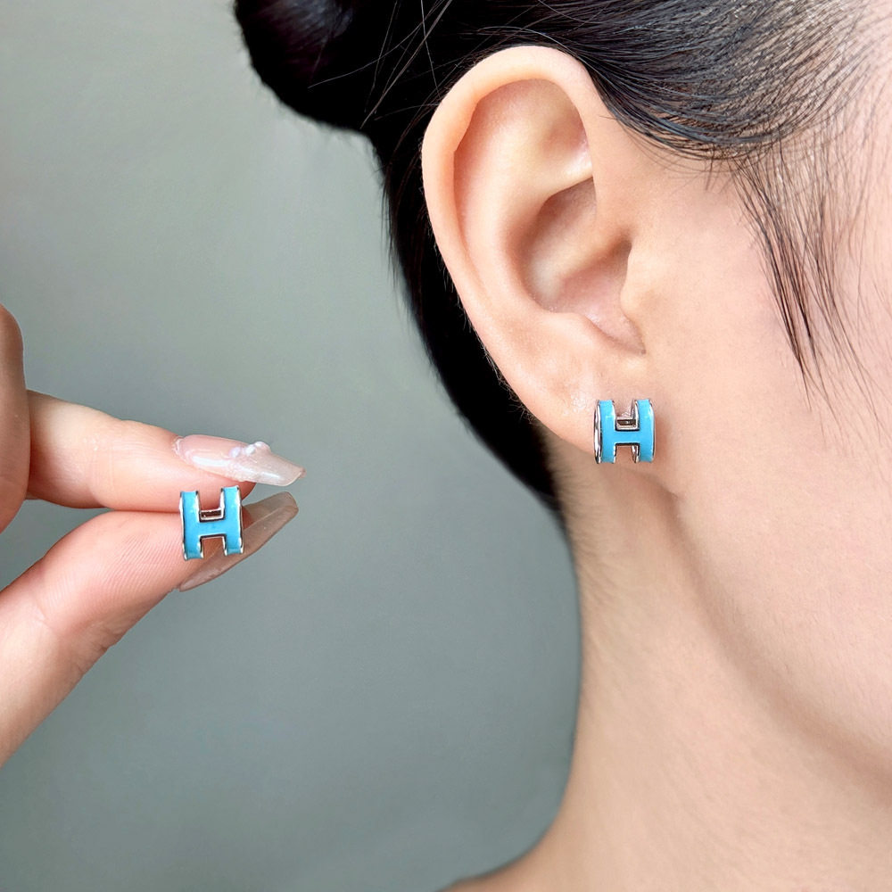 2025新款春秋电镀银时尚百搭女字母耳环韩系高级感立体H字母耳钉