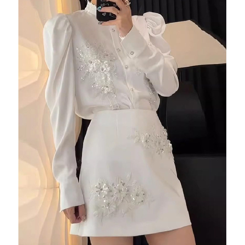 法式立领白色衬衫女2025新款洋气减龄钉珠衬衣气质名媛上衣春