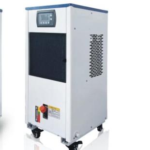 雕刻机主轴恒温油冷机1500W内置15L油箱流量3.7L主轴冷油机