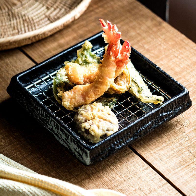 天妇罗炸物盘创意盘子沥油餐盘陶瓷深窝盘商用餐饮油炸小吃碟日式