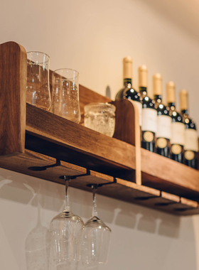 黑胡桃木实木壁挂红酒架简约墙壁置物架餐厅家用悬挂杯架倒挂架