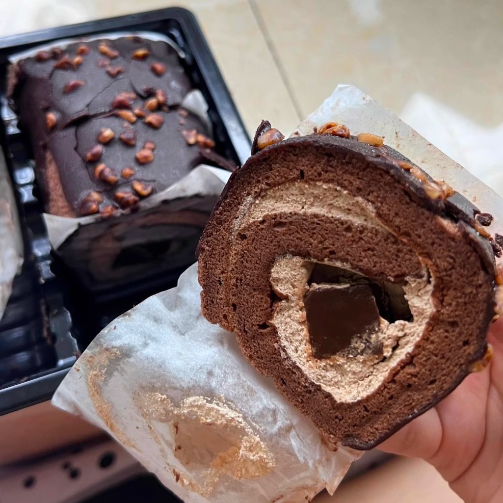 巧克力脆皮爆浆梦龙卷下午茶甜品