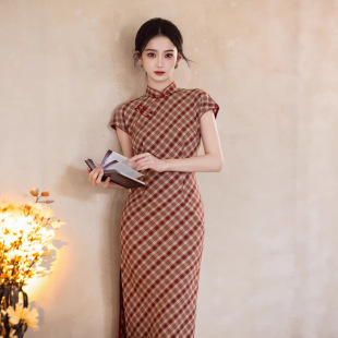 复古民国风收腰显瘦短袖 2026新款 红棕格纹改良旗袍年轻款