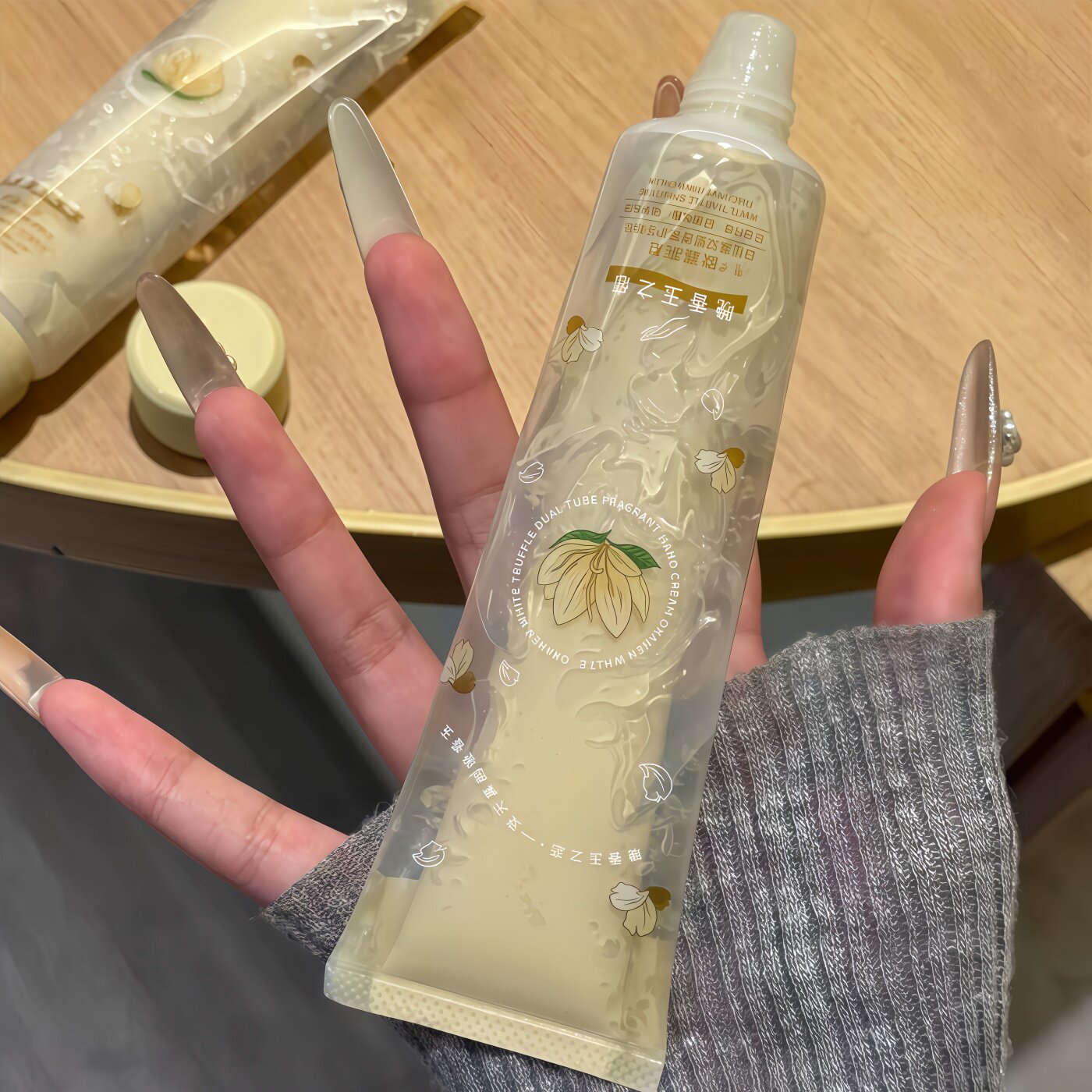 茶香玫瑰香氛双管精华护手霜滋润保湿补水防干裂清爽不粘腻滋养