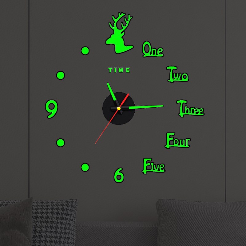 钟表挂钟客厅家用时尚免打孔卧室静音夜光贴墙时钟现代简约创意表
