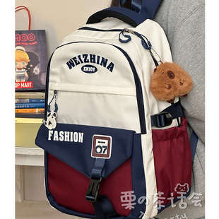 美式双肩背包小众设计感初中女生旅行双肩包轻便耐脏高中生书包女