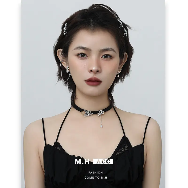 古金玫瑰项链女百搭高级感小众轻奢项圈嘻哈辣妹风个性项饰潮