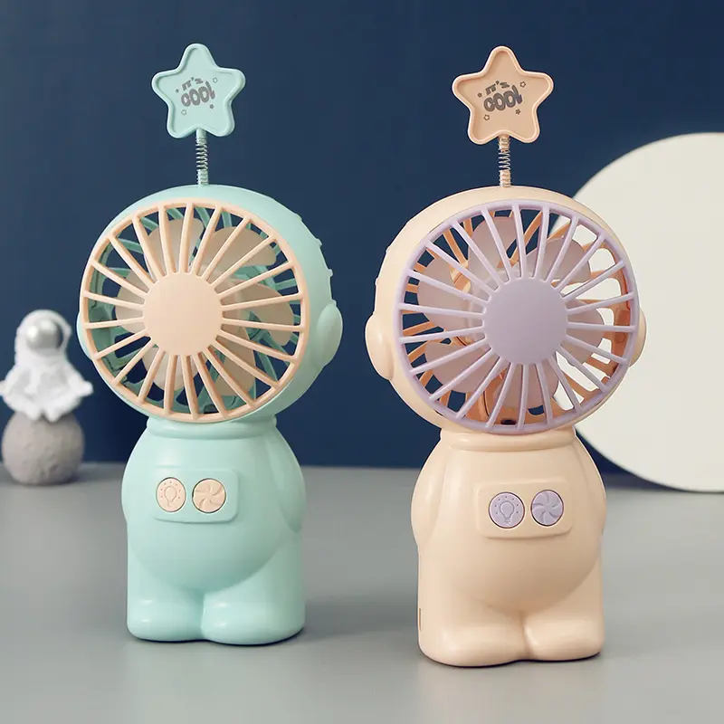 太空人小风扇炫彩宇航员usb充电小风扇星星夜灯小风扇
