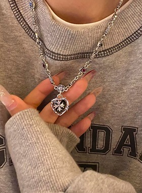 银色克罗爱心十字架项链女颈链