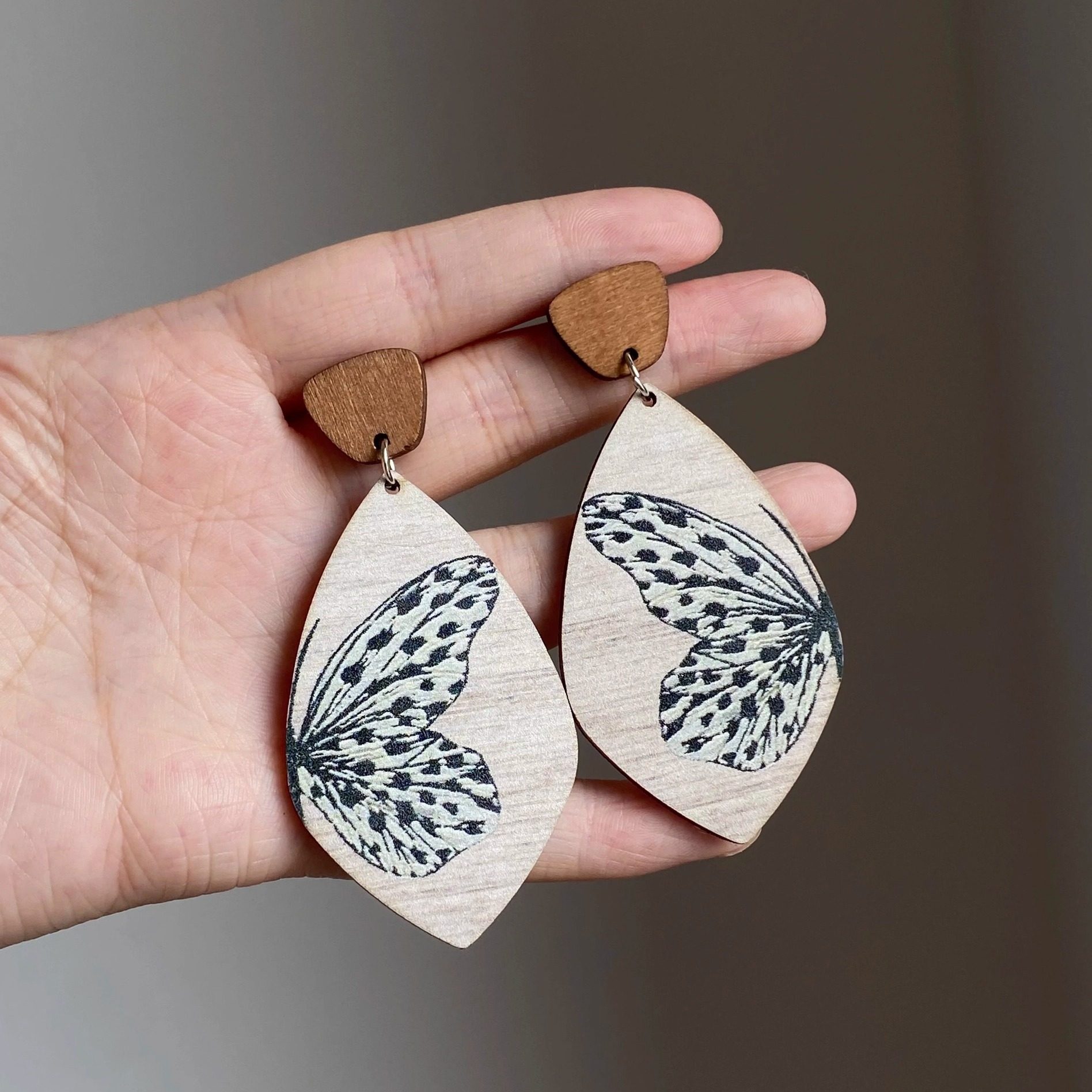 波西米亚风木质蝴蝶耳环女2025新爆款独特气质耳钉轻奢高级感耳饰,饰品/流行首饰/时尚饰品新,耳环,淘宝优惠券,粉丝福利购,淘宝优惠卷