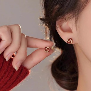 同心结红色耳钉女过年2026马本命年新年喜庆耳环独特气质耳夹耳饰