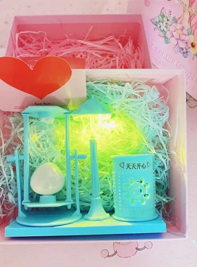 礼盒装创意蓝粉路灯沙漏笔筒 学生礼品白色沙漏变色摆件