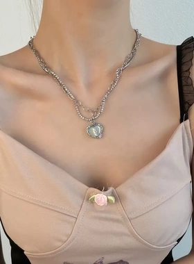 小众设计爱心满钻项链女轻奢高级2025年新款配饰ins冷淡风锁骨链