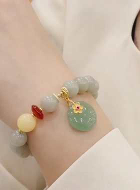 天然佘太翠手链小众设计感手串新中式手饰品玉石檀木手串手工女式