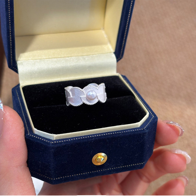 法式复古拉丝花边仿珍珠戒指女小众设计轻奢高级感2025新款食指戒,饰品/流行首饰/时尚饰品新,戒指/指环,淘宝优惠券,粉丝福利购,淘宝优惠卷