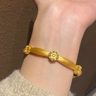 中古金色重工四叶草拉丝手镯轻奢小众精致2025新款叠戴高颜值手饰