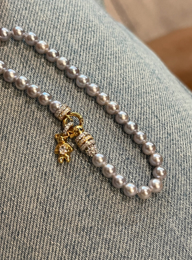 秋冬新款可爱小熊仿灰珍珠手链女