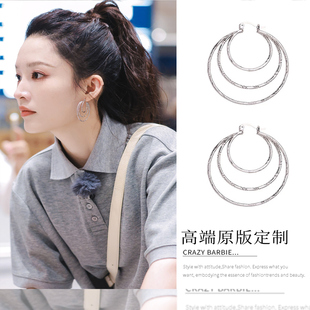 花儿与少年李沁同款耳环女2025新爆款耳钉轻奢小众高级感气质耳饰