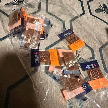 靖江特产麻辣香辣猪肉脯肉铺边角料健康小吃宿舍休闲零食肉干辣片
