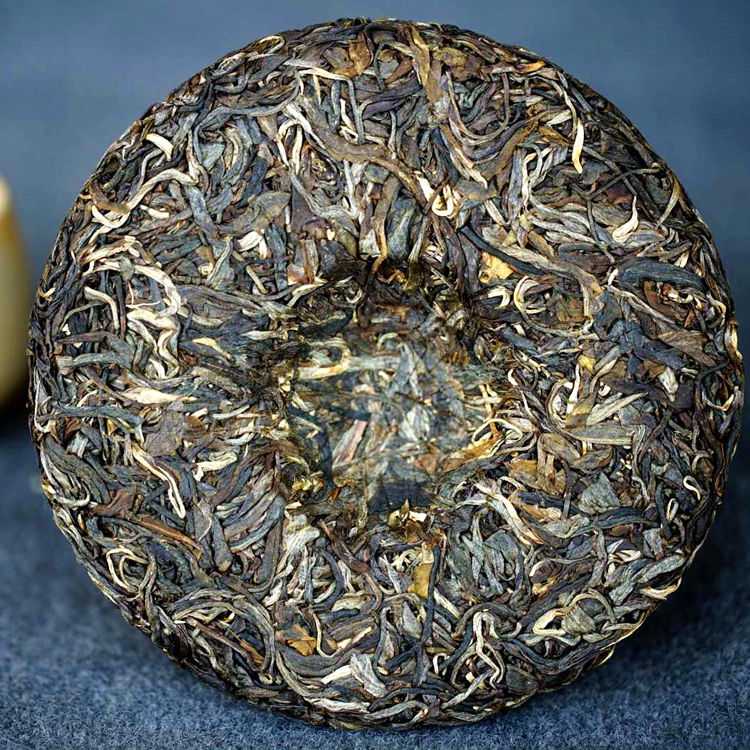 2018年掌柜私藏 云南普t洱茶生茶 易武百花潭高杆古树纯料生茶饼