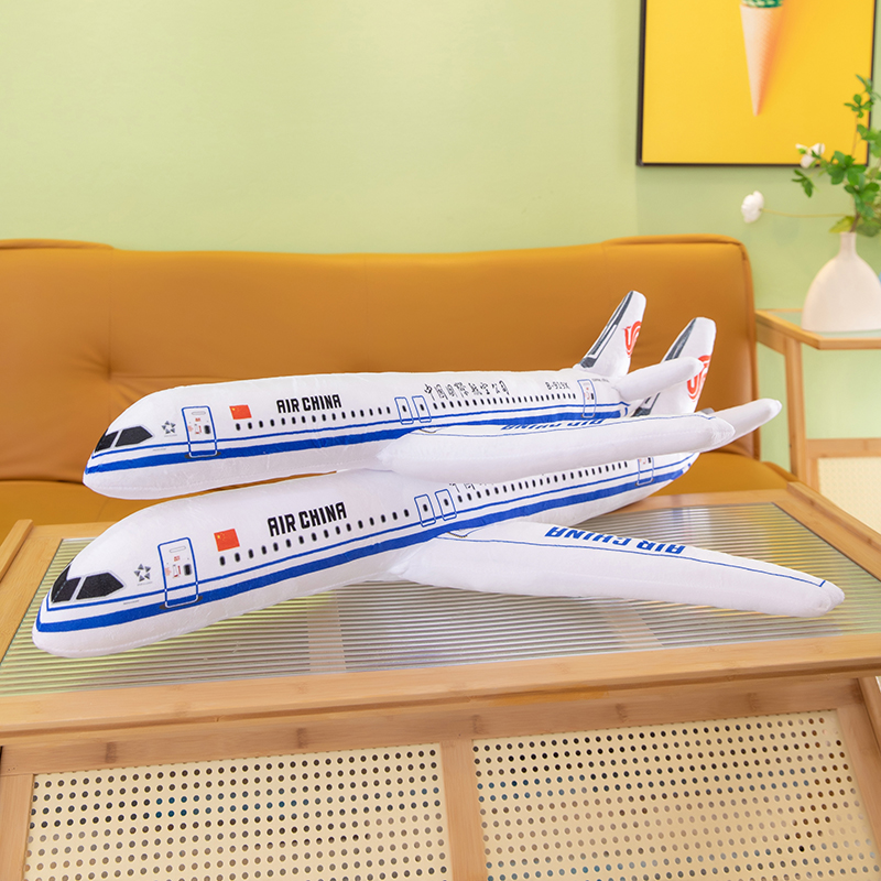 中国航空飞机模型毛绒玩具抱枕