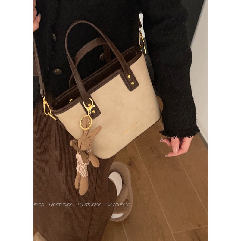 小众复古手提包包女夏季2025新款单肩斜挎包高级感时尚百搭水桶包