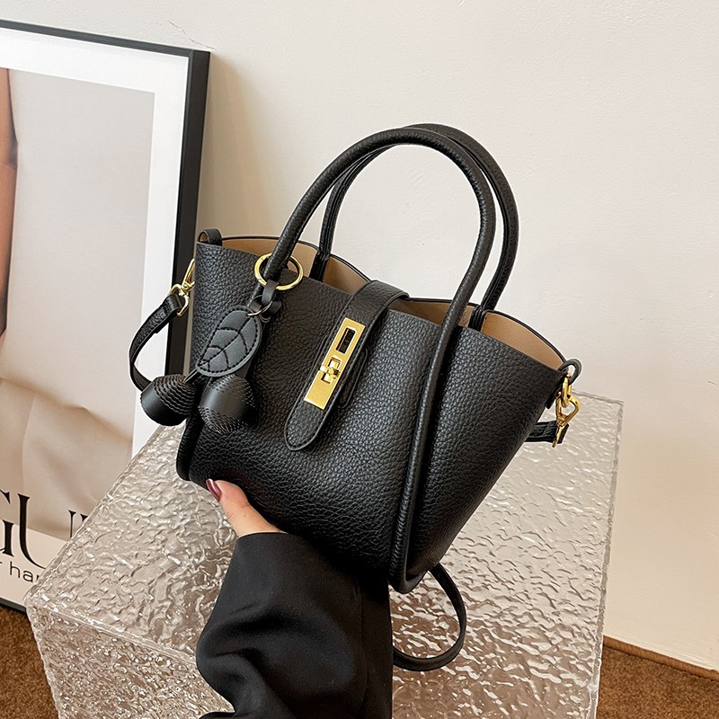 翅膀包菜篮子手提包包女2024新款夏天百搭单肩包斜挎包小水桶包