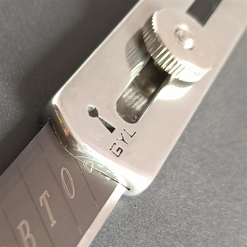 H18美工刀不锈钢重型304工刀耐用高硬度全钢刀架墙壁纸刀加厚刀片图片