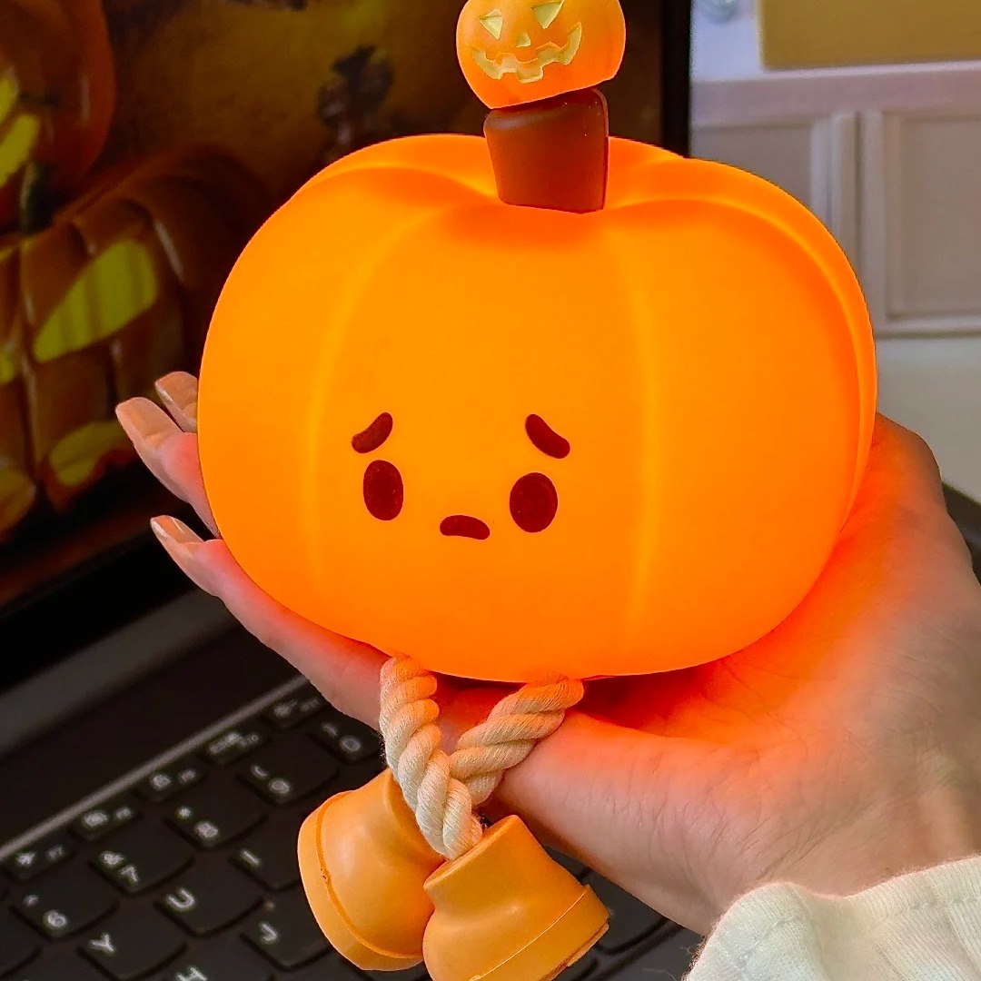 哎哟！委屈的小南瓜快让姐姐贴贴