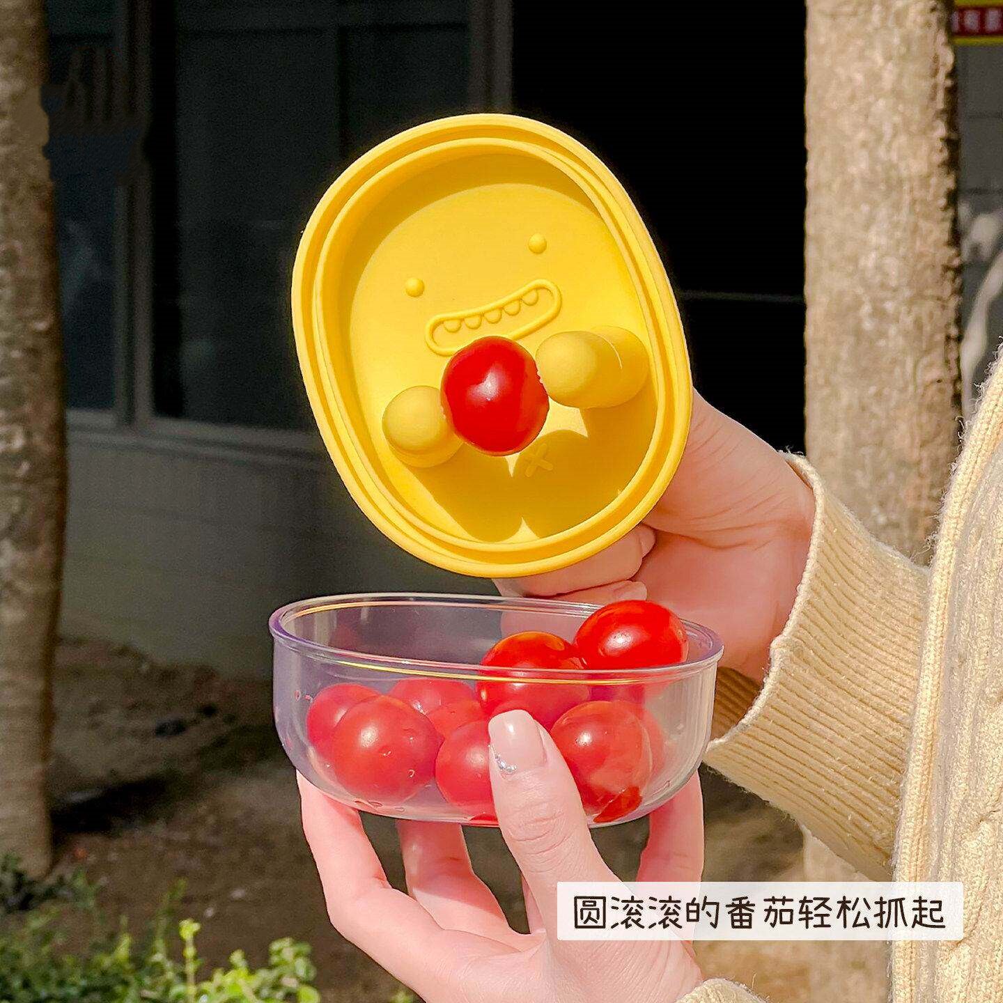 【免脏手水果盒】食品硅胶零食盒