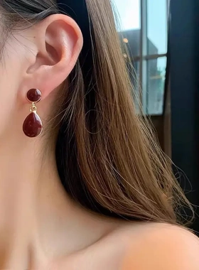s925银针复古风小众金属耳饰红色水滴耳环女高级质感秋冬气质耳钉