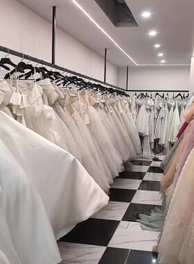 黑色婚纱吊架悬挂影楼专用礼服货架上墙女装衣杆U挂衣架双层定制