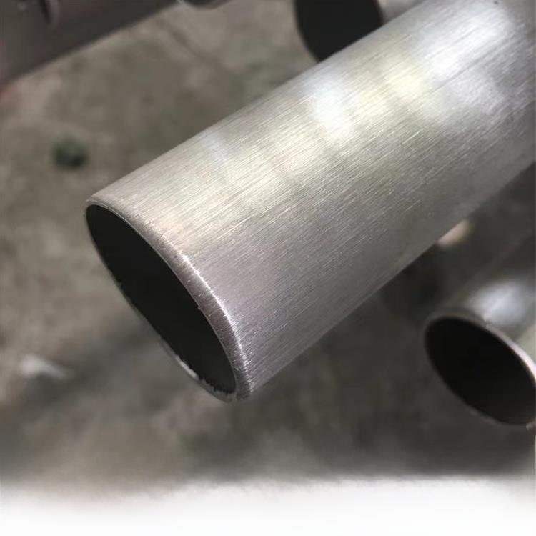 304不锈钢拉丝面圆管 直径48 51 63 76 89光面装饰管三维激光切割