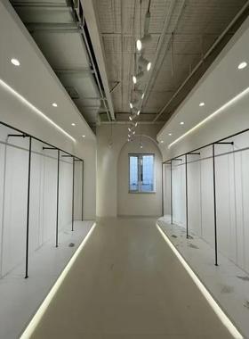 黑色礼服上墙衣架落地靠墙婚纱悬挂吊架影楼专用西装陈列货架定制